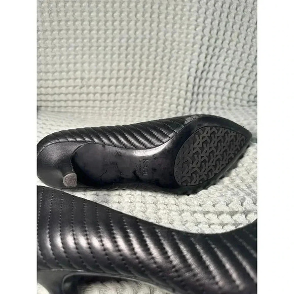 Karl Lagerfeld Rosette Quilted Pointed Toe Pumps | Black | 8.5 - Picture 12 of 15